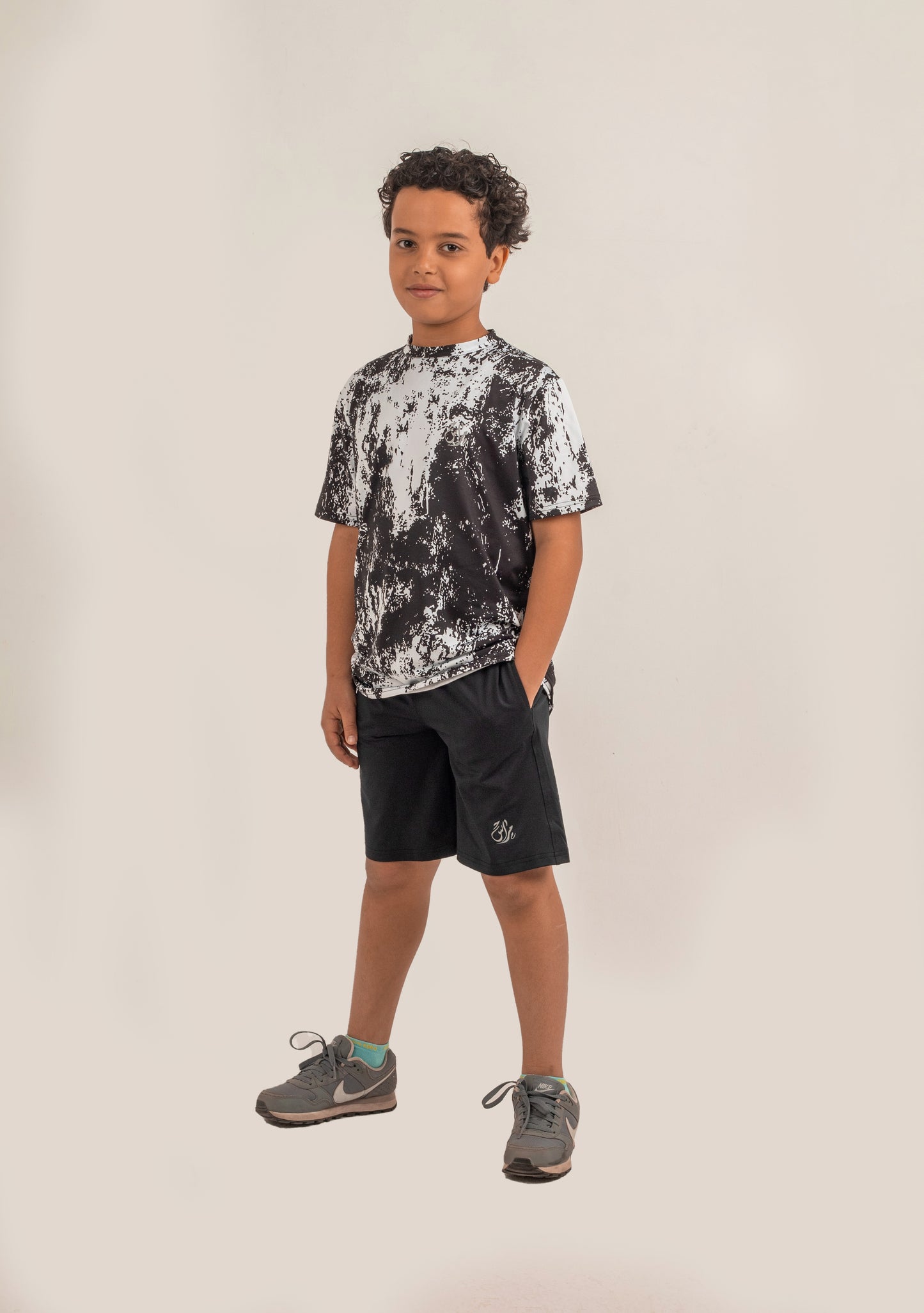 Boys Short Sleeve T-shirt White*Black